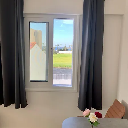 Rimini Balcony - Steps From The Sea