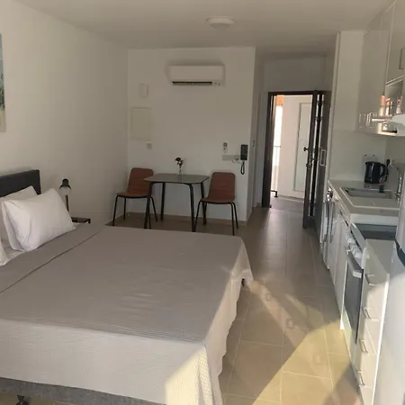 Rimini Balcony - Steps From The Sea 아파트 *