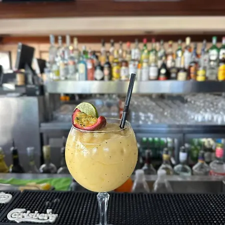 Rimini Balcony - Steps From The Sea 아파트 *