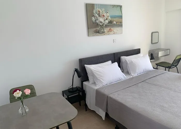 Rimini Balcony - Steps From The Sea