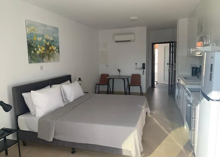 Appartement Rimini Balcony - Steps From The Sea Paphos